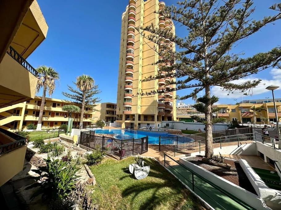 Vistas Cristianos 2 Swimming Pools * Los Cristianos (Tenerife)